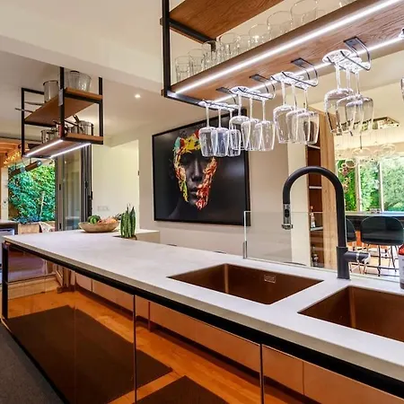 Villa Luxury *